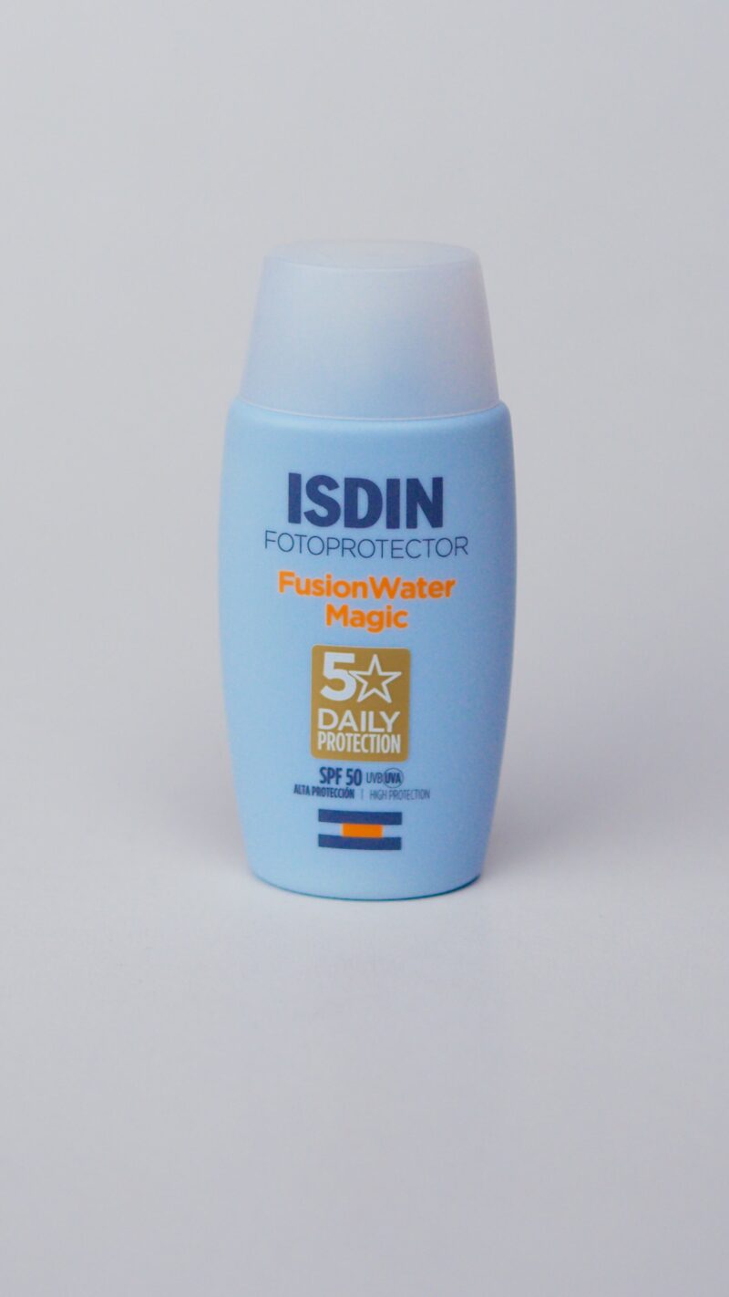 ISDIN FOTOPROTECTOR FUSION WATER MAGIC - Image 2